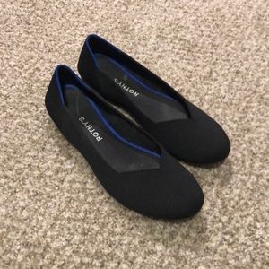 Rothys round black flat